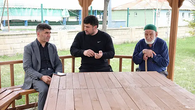 İl Müdürü Ertaç Baki'den huzurevine ziyaret