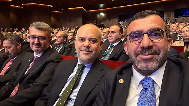 İlim Yayma Ödülleri İstanbul'da Düzenlenen Törenle Sahiplerini Buldu