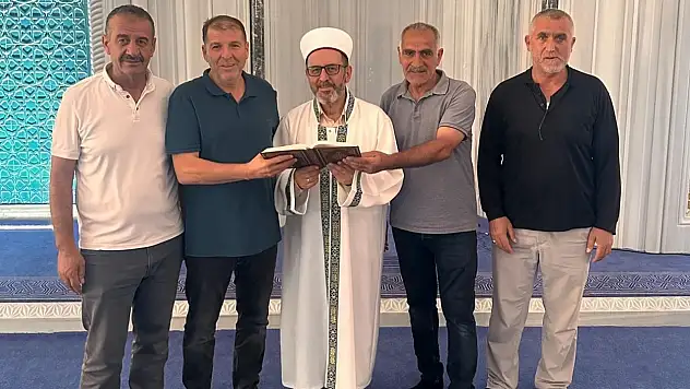 İmami Şafii Camii'nde Yeni Dönem: İlk Kur'an Kursu Mezunları Sevinçle Uğurlandı
