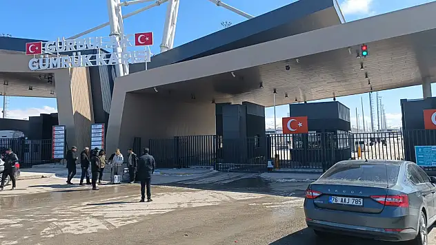 İran sınırında son durum ne? Gürbulak'ta giden var gelen yok!