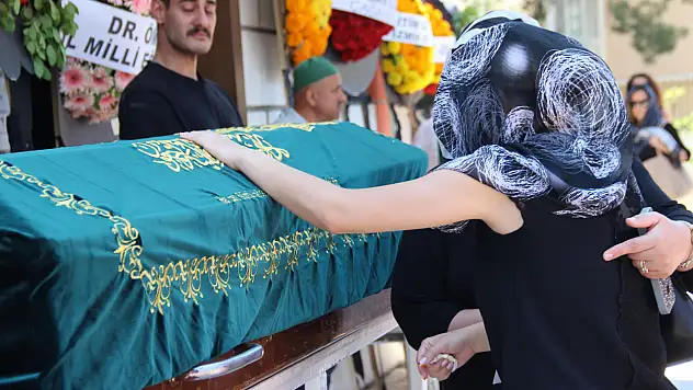Irmak öğretmen gözyaşlarıyla toprağa verildi