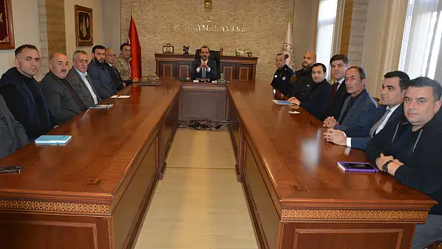 İspir'de İlçe Başkanlar Kurulu Toplantısı Gerçekleştirildi