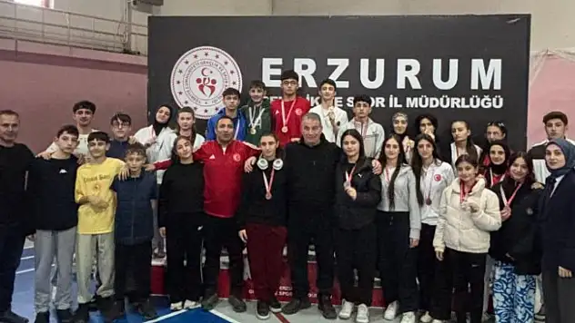 İspirli Tekvandocular Yeni Yıla Madalyalarla Girdi