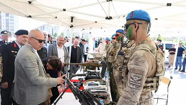 Jandarma teşkilatı 186 yaşında: Ağrı'daki etkinlik vatandaştan ilgi gördü