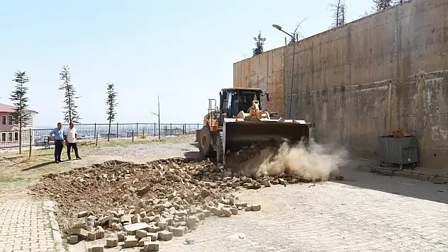 Kale Mahallesi'nde yollar yenileniyor, ulaşım konforu artıyor