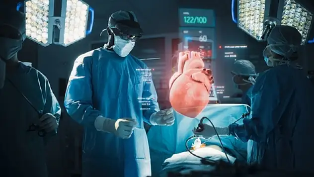 Kalp cerrahisinde yeni dönem: Robotik ve yapay zekâ öne çıkıyor