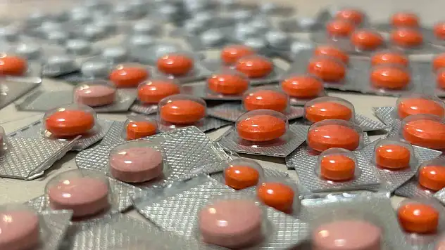 Kan sulandırıcı ilaçların yanlış kullanımı ciddi sağlık sorunlarına yol açabilir uyarısı!