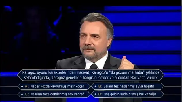 Karagöz oyunu karakterlerinden Hacivat, Karagöz'ü 'İki gözüm merhaba' şeklinde selamladığında, Karagöz genellikle hangisini söyler ve ardından ...
