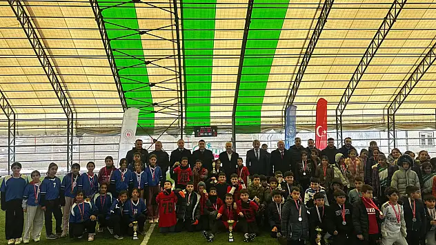 Karakoyunlu'da Okul Sporları Futbol Müsabakaları Coşkuyla Tamamlandı