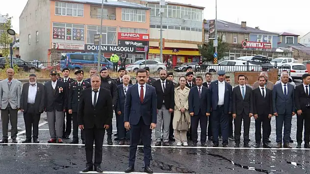 Karayazı'da Gaziler Günü coşkuyla kutlandı, minnet ve dualar adandı