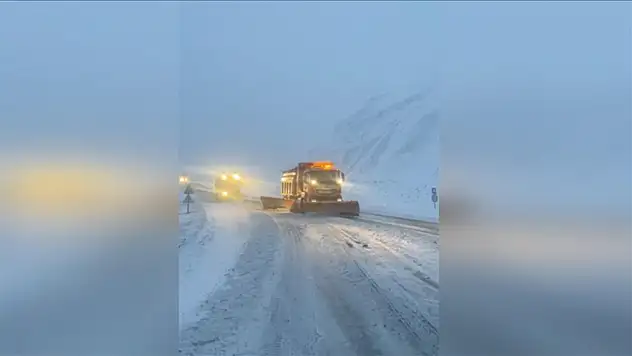 Karla mücadelede turuncu ekipler görev başında