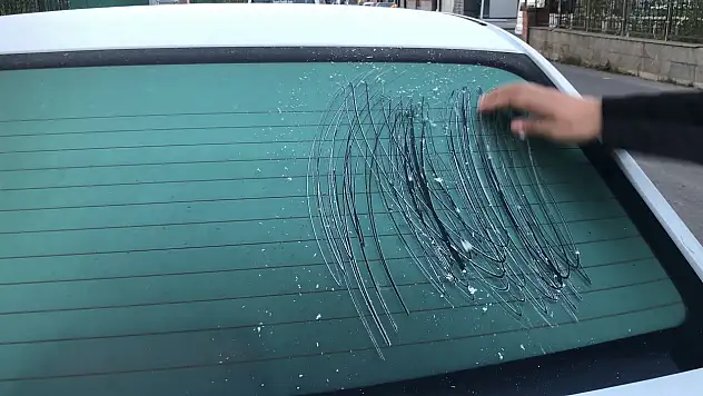 Kars eylülde kış provası yaptı: Termometreler eksi 5'i gördü, araçlar buz tuttu