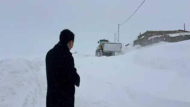 Kars Susuz Kaymakamı Köyde Çalışmaları Yerinde İnceledi