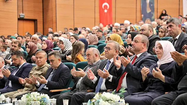 Kars'ta 60 Hafız İçin Hafızlık İcazet Merasimi Düzenlendi