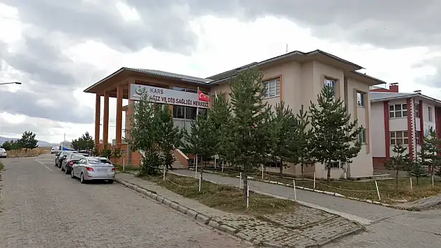 Kars'ta diş hekimlerinden iş bırakma eylemi: Yalnızca acil vakalar tedavi edilecek