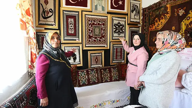 Kars'ta kadınlar unutulmaya yüz tutan halıcılığı yeniden yaşatıyor
