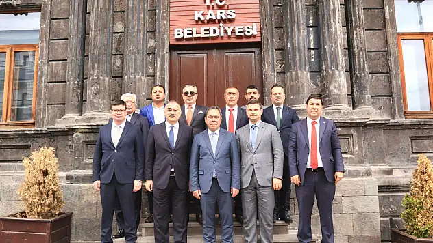 Kars'ta Serhat İlleri Ekonomi Forumu: Azerbaycan ile İşbirliği İmkanları Geliştirildi