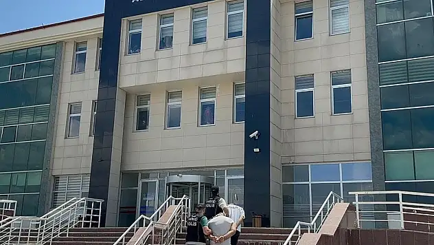 Kars'ta Uyuşturucu Kaçakçılarına Operasyon: İki Şahıs Tutuklandı