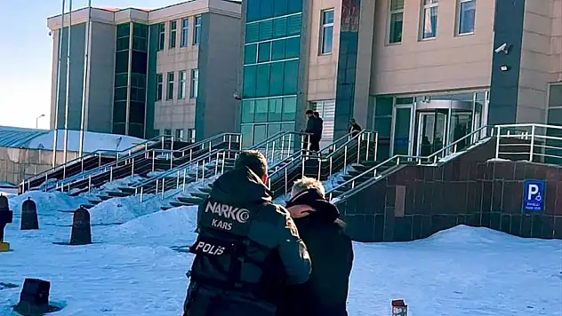 Kars'ta uyuşturucu ticareti yapan zanlı tutuklandı