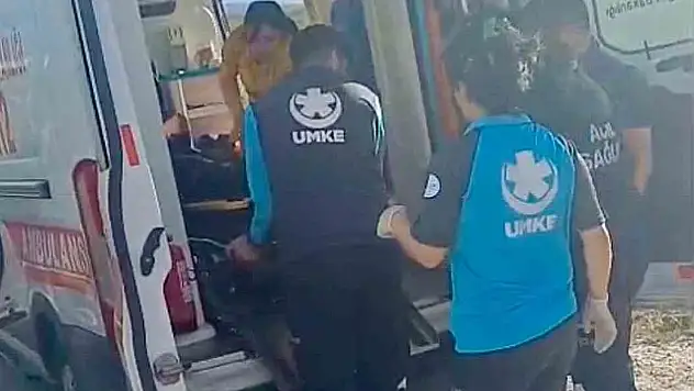 Kars'ta yaylada düşen çoban hastaneye kaldırıldı, durumu iyi