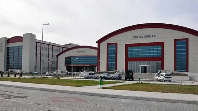 Kars Üniversitesi'nde Prof. Dr. T.D.A. sosyal medya paylaşımı nedeniyle gözaltına alındı