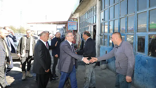 Kars Valisi Ziya Polat, Küçük Sanayi Sitesi Esnafını Ziyaret Etti