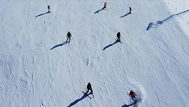 Kayak merkezlerinde en fazla kar Palandöken'de ölçüldü