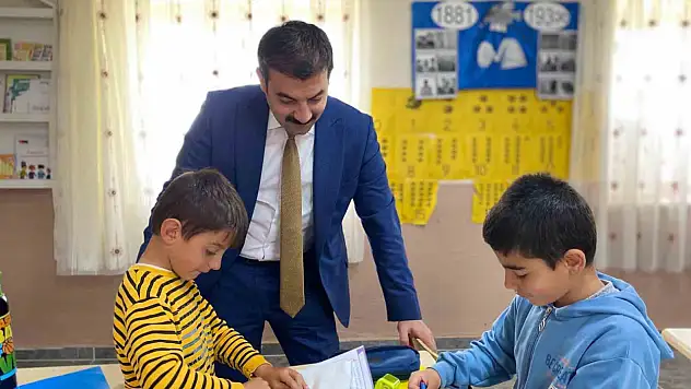Kaymakam Akköz ve Başkan Elma, Yalınçayır İlkokulu'nu Ziyaret Etti!
