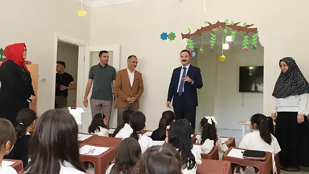 Kaymakam Ayvat ADEM-1 Aile Destek Merkezi'ni ziyaret etti
