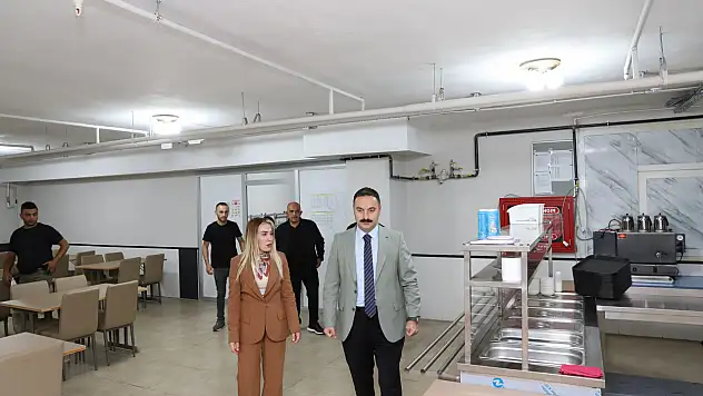 Kaymakam Ayvat, üniversite öğrencileri gelmeden yurdu denetledi