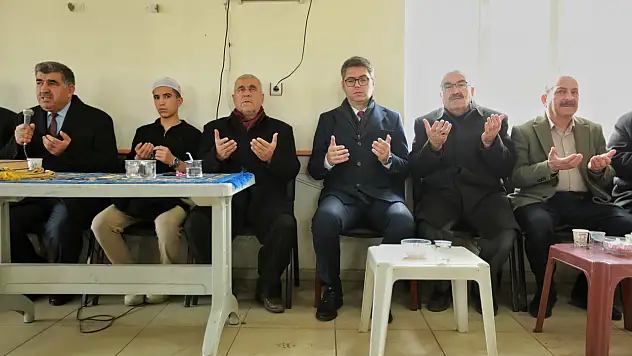 Kaymakam Karaloğlu Alkanat Mahallesi'nde Taziye Ziyaretine Katıldı