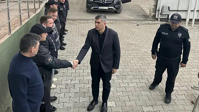 Kaymakam Korkusuz bayram öncesi emniyet ve trafik uygulamasını ziyareti etti