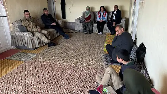Kaymakam Korkusuz Şimşek ailesinin misafiri oldu