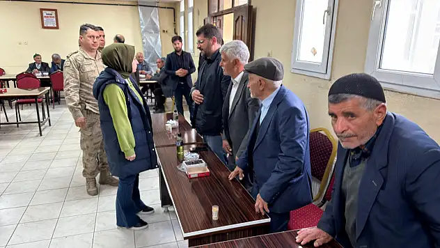 Kaymakam Kübra Baka Kılıç Güneş ailesine taziye ziyaretinde bulundu