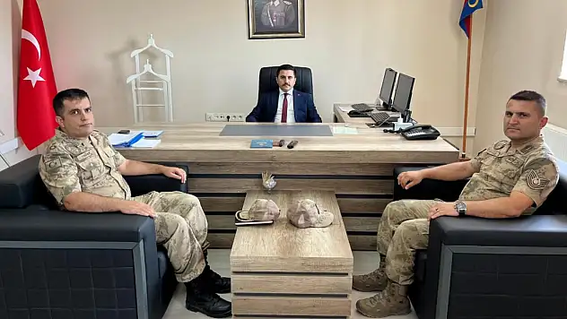 Kaymakam Rahmi Bulut'tan Jandarma Komutanına Hayırlı Olsun Ziyareti