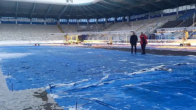 Kazım Karabekir Stadı, Erzurumspor FK - Iğdır FK maçı için hazırlanıyor