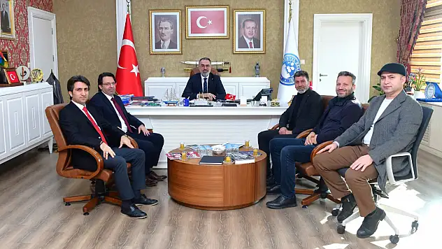 Kestel Belediye Başkanı Ferhat Erol'a Oltulu Hemşehrilerden Ziyaret