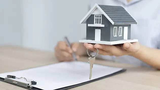 Kirada oturan emekli ev sahibi emlak vergisinden muaf tutuldu