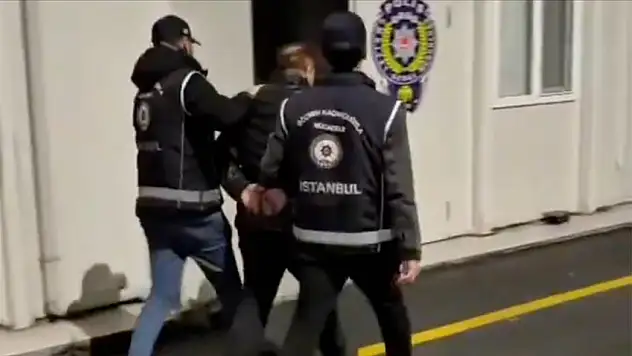 Kırmızı bültenle aranan suç örgütü elebaşı İstanbul'da yakalandı