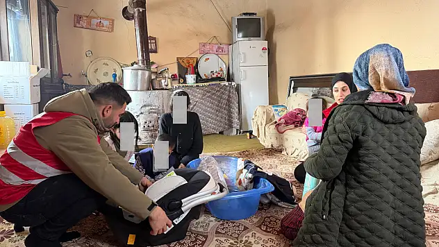 Kızılay'dan anne ve bebek için anlamlı yardım