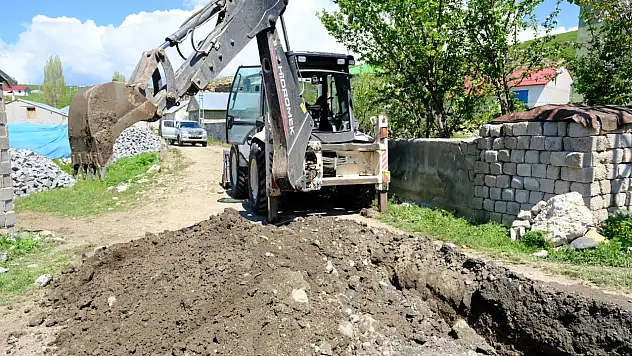 Köylerin altyapı sorunları Ağrı İl Özel İdaresi ile çözüme kavuşuyor