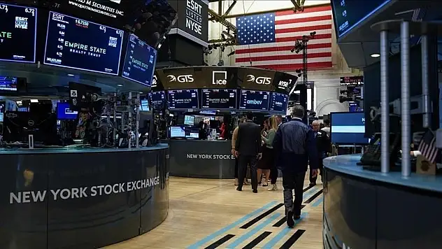 Küresel piyasalarda yön arayışı sürüyor