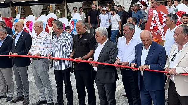 Laos Coffee Roastery Ağrı'da seviyeyi yükseltti