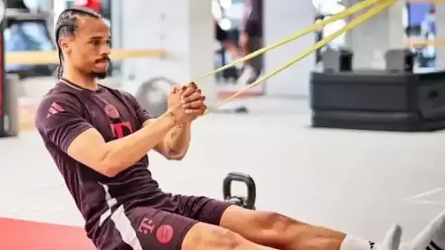 Leroy Sane İstanbul'a ne zaman gelecek, ne zaman sağlık kontrolünden geçecek? Leroy Sane KAP geldi mi, resmi açıklama yapıldı mı? Leroy Sane UÇAK TAKİP kodu ne, saat kaçta Atatürk Havalimanı'na inecek?