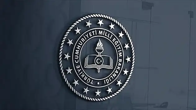 Lise Süresi Hakkında İki Farklı Öneri Masada!