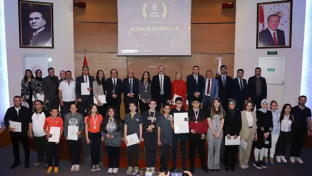 Matematik Olimpiyatlarında Başarı Gösteren Öğrenciler Ödüllerine Kavuştu!