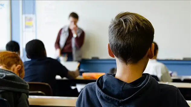 MEB, öğretmenleri akran zorbalığına karşı donatıyor