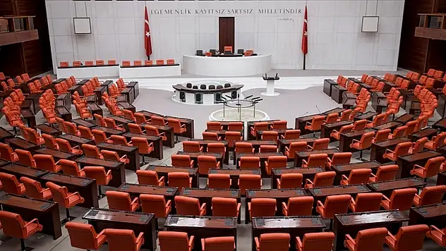 Meclis'te dokunulmazlık gündemi yeniden hareketlendi