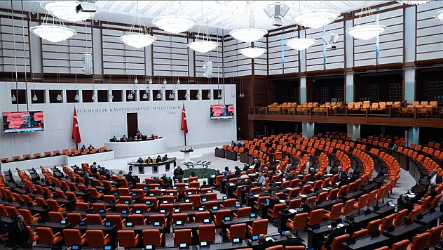 Mecliste kesintisiz bütçe görüşmeleri başlıyor