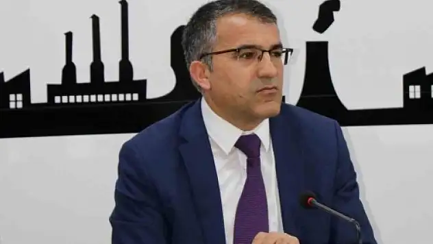 Memet Aslan'dan Öğretmenler Günü Mesajı: Eğitimdeki Rol ve Önemi Vurgulandı